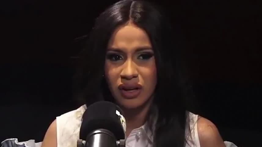 Cardi B ”Man kan ha karriär och barn”