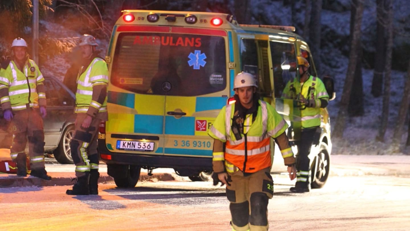 Kvinna med barnvagn påkörd i Tyresö