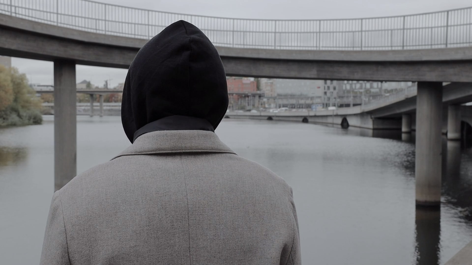 Farid lever som gömd: Jag är rädd