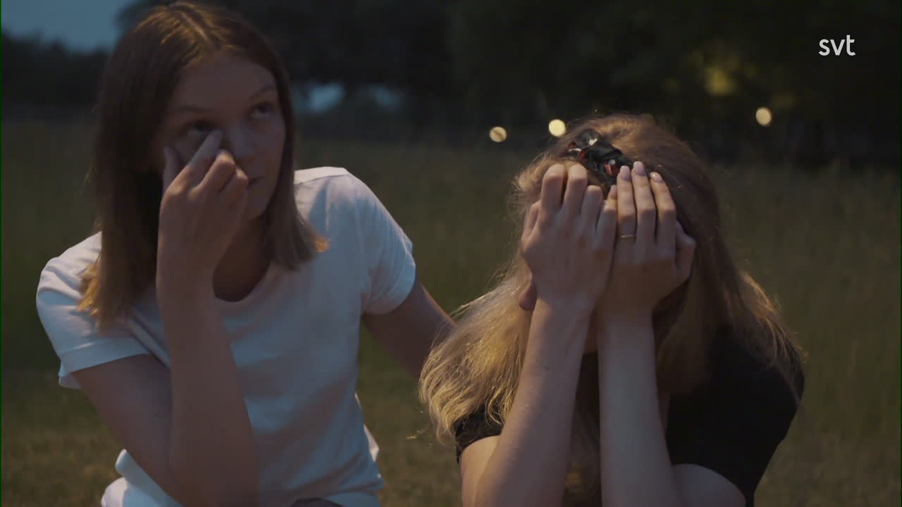 Sofia i tårar efter midsommargrälet i ”Gift vid första ögonkastet”