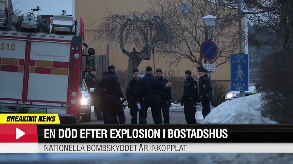 En död efter explosion i bostad – nationella bombskyddet på plats