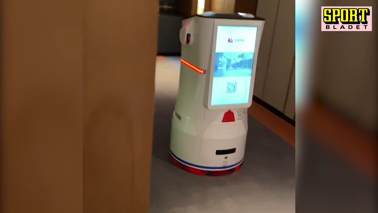 Se märkliga roboten som serverar mat på OS-hotellet