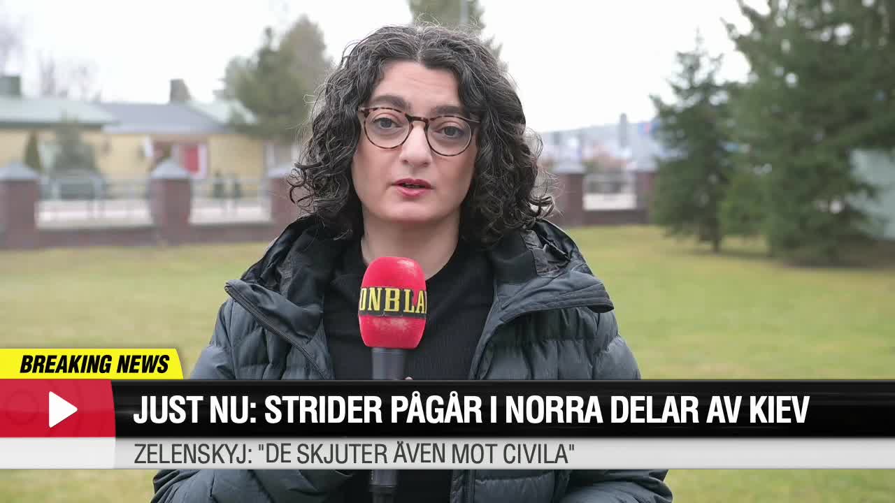 Aftonbladets reporter Nivette Dawod vid polska gränsen