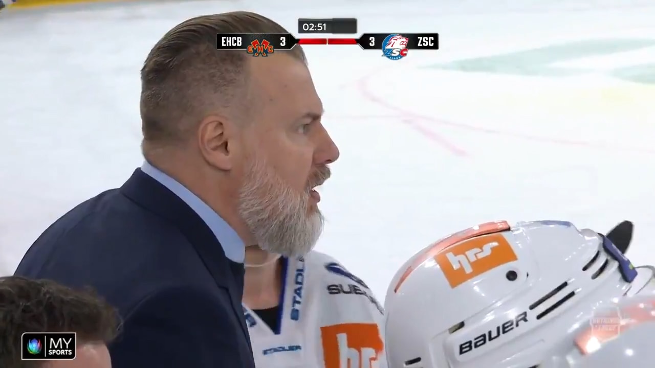 Grönborg kastar vattenflaskan efter bortdömt mål