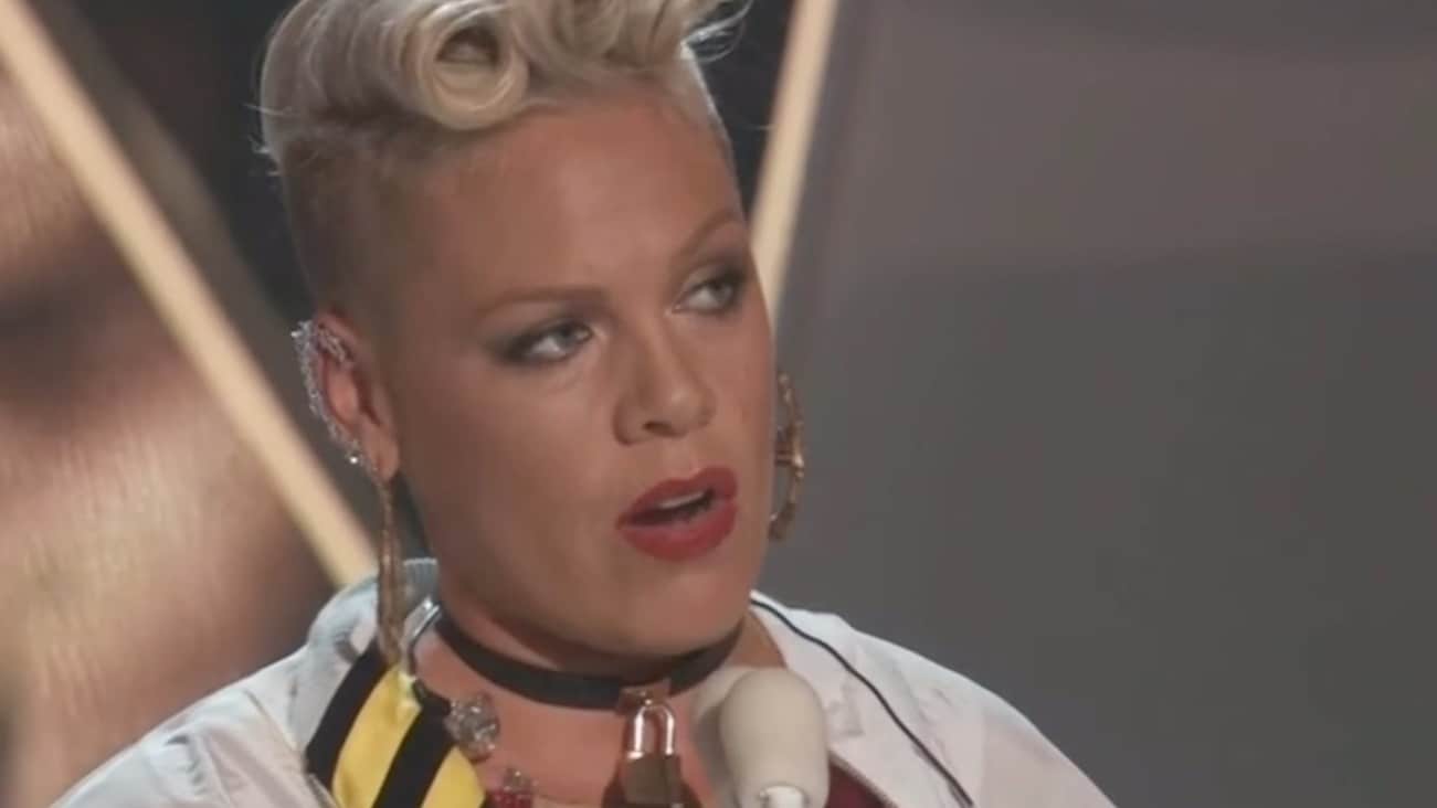 Pinks tal hyllas världen över