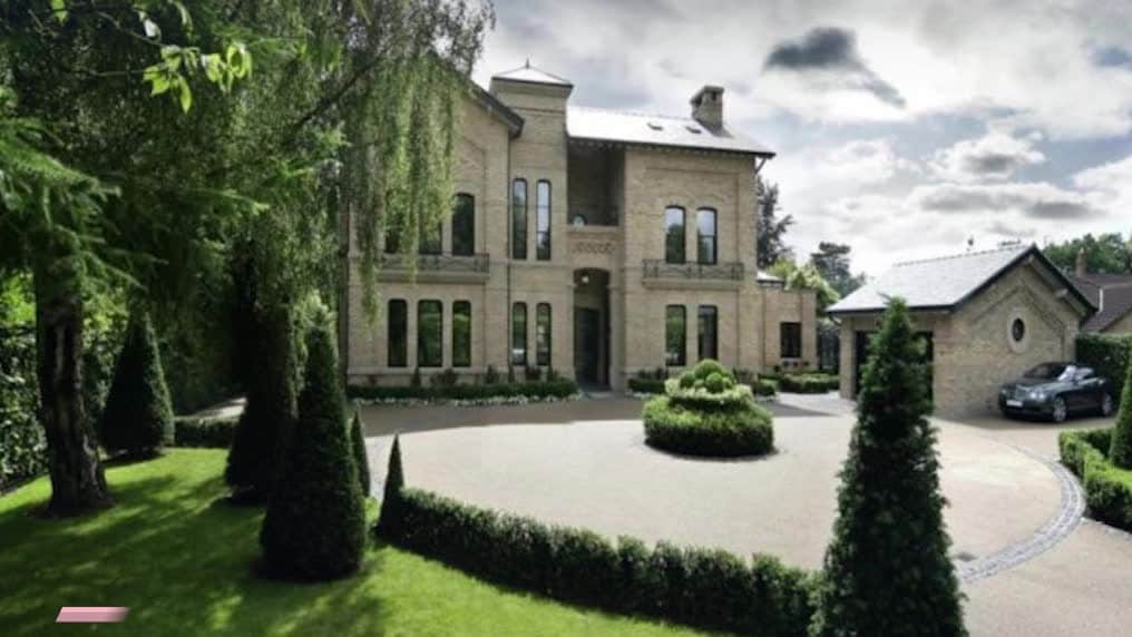 Följ med in i Zlatans hus