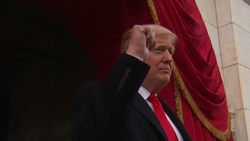 Så var Trumps omtumlande första tid vid makten