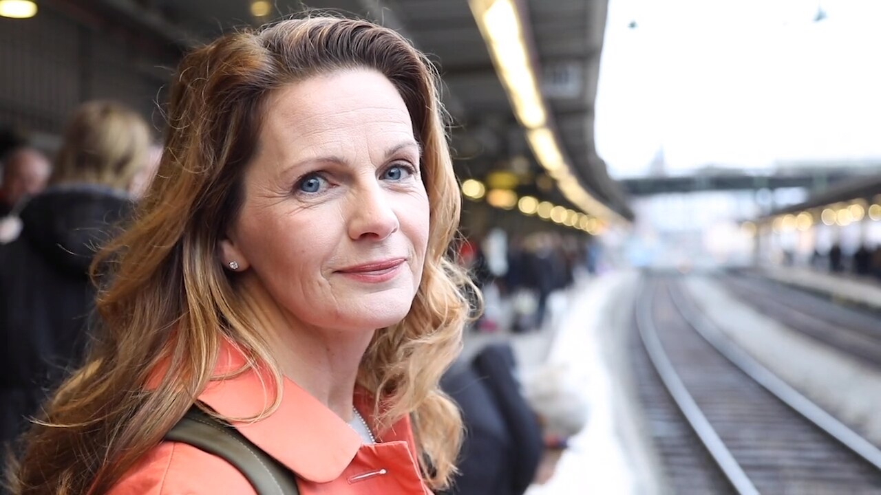 Veronica Linarfve skriver bok om att semestra klimatsmart med glada barn.