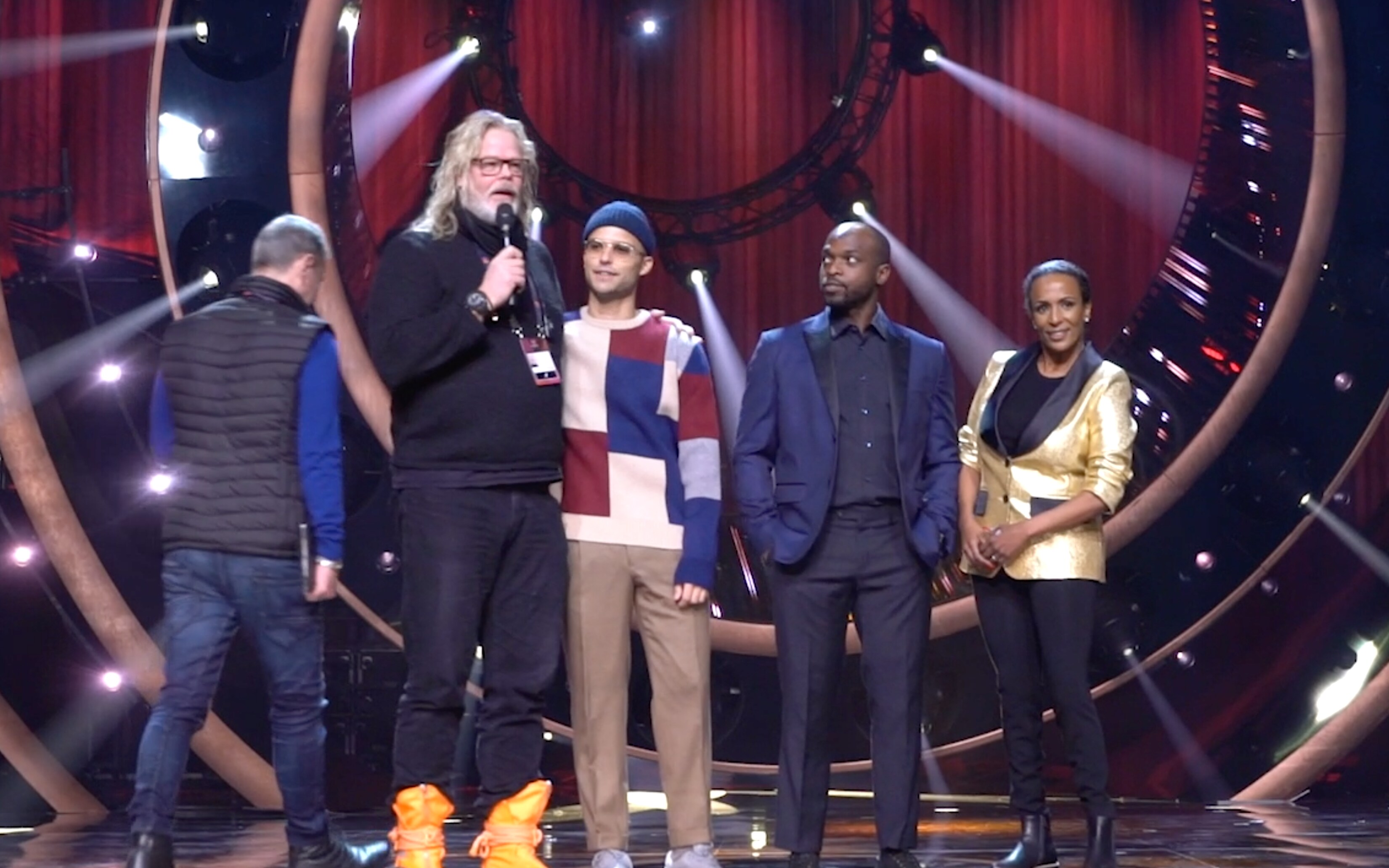 Kritiken mot Melodifestivalen växer: ”Ohållbar arbetsmiljö”