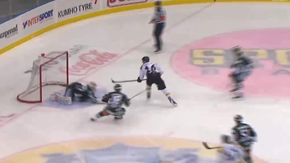 Brynäs vann över Frölunda i första semifinalen