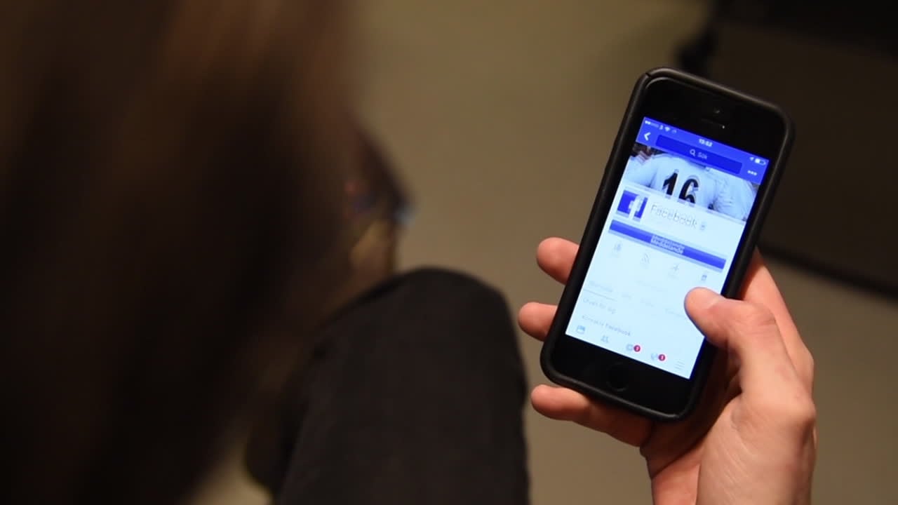 Ulf Malmros pekas ut som våldtäktsman – nekar