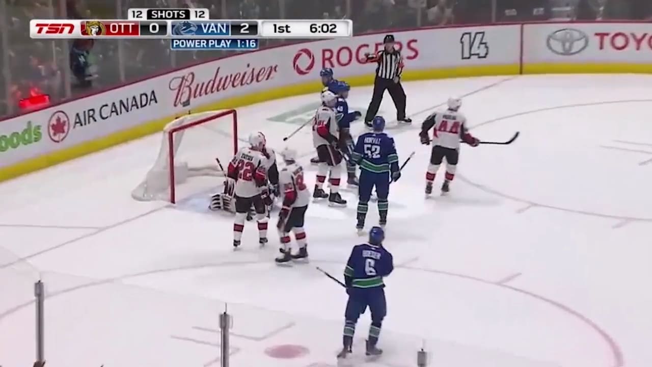 Elias Pettersson firar 100 matcher – med 40:e målet