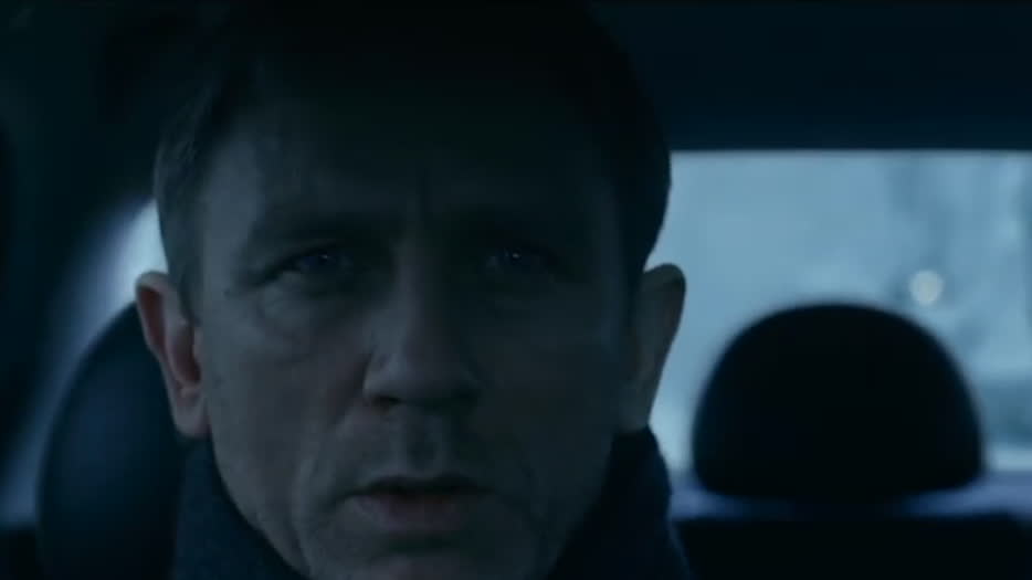 Sverrir Gudnason som Mikael Blomqvist