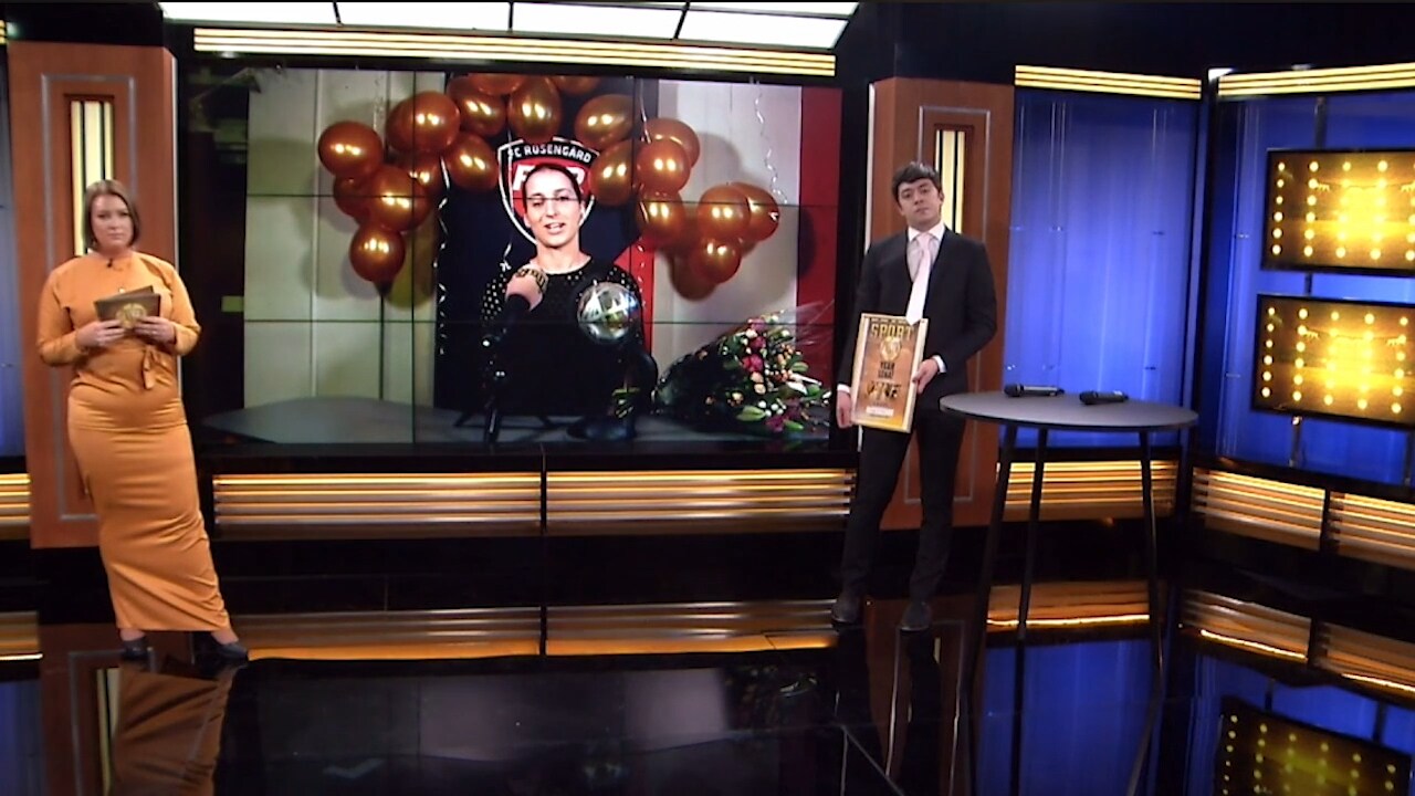 Här vinner Jelena Čanković Årets mittfältare: "Förväntade mig inte det"