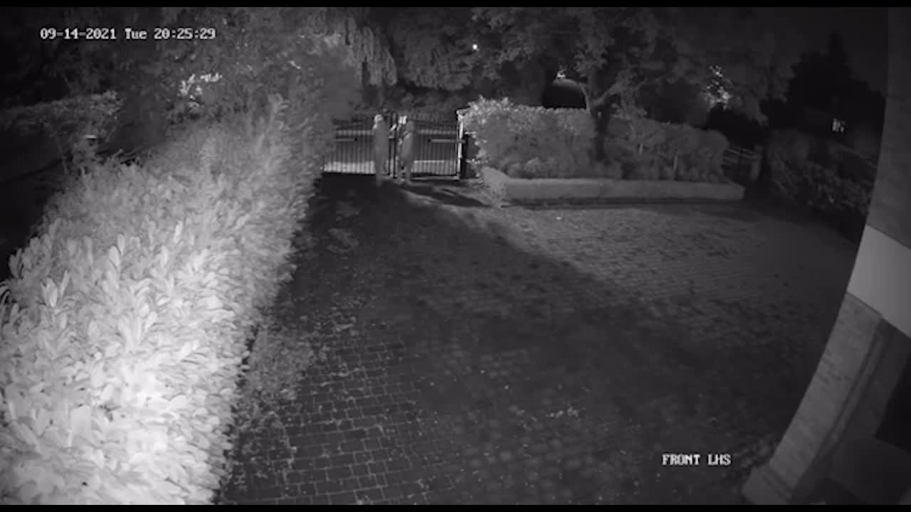 Här slår rånarna till mot landslagsstjärnans hem