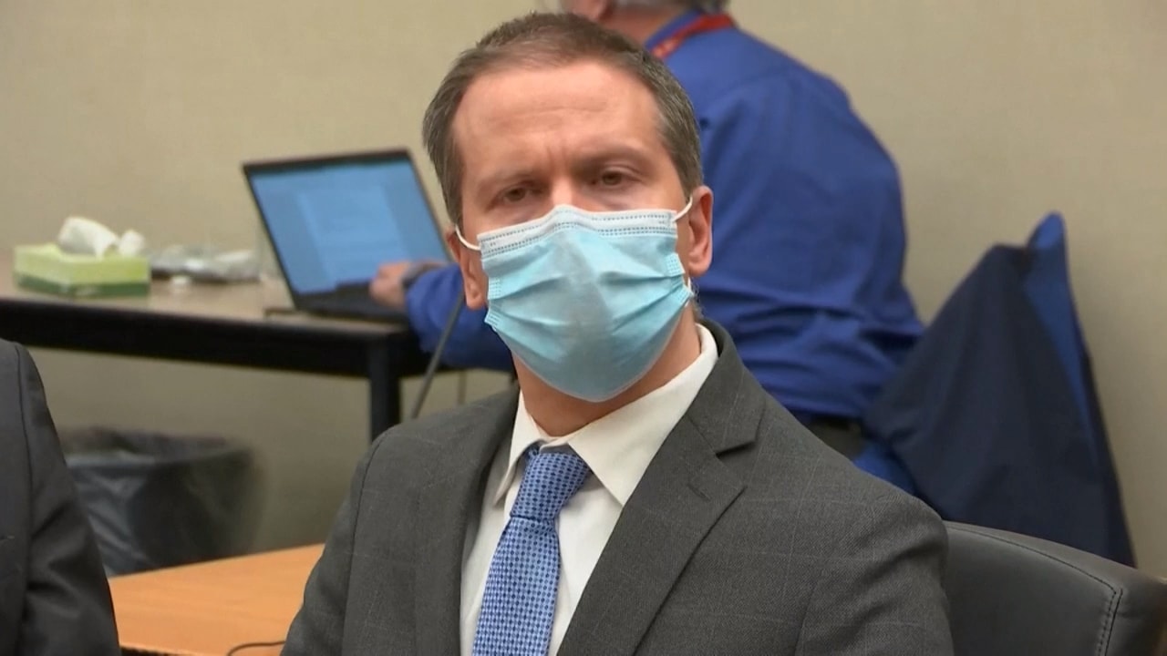 Se expolisens reaktion när domen läses upp