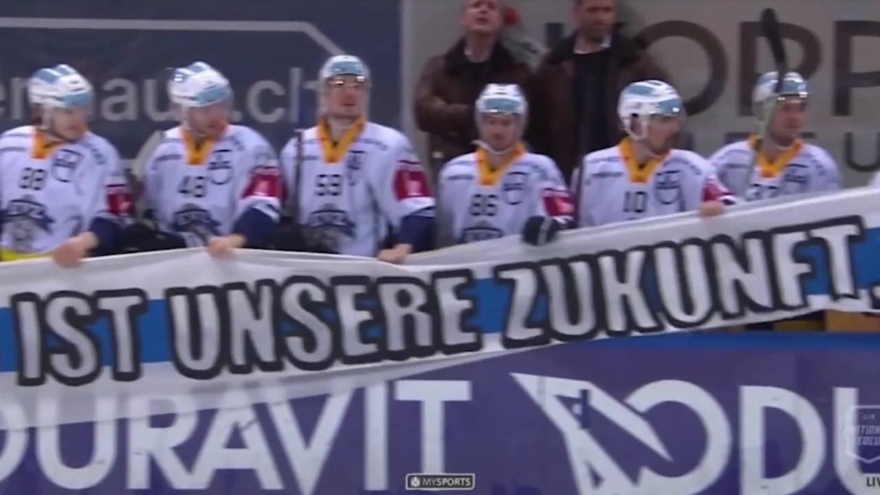 Spelarnas protest – direkt efter nedsläpp