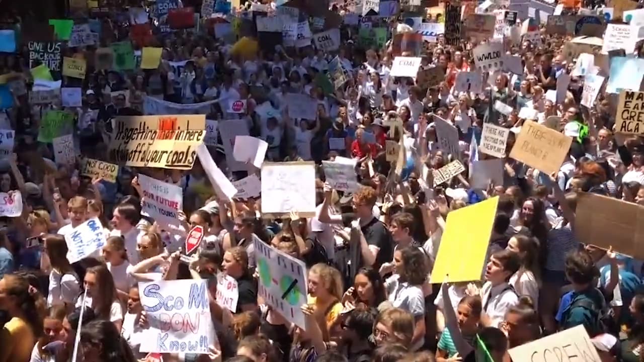 Efter Greta Thunbergs klimatkamp – tusentals ungdomar klimatstrejkar världen över