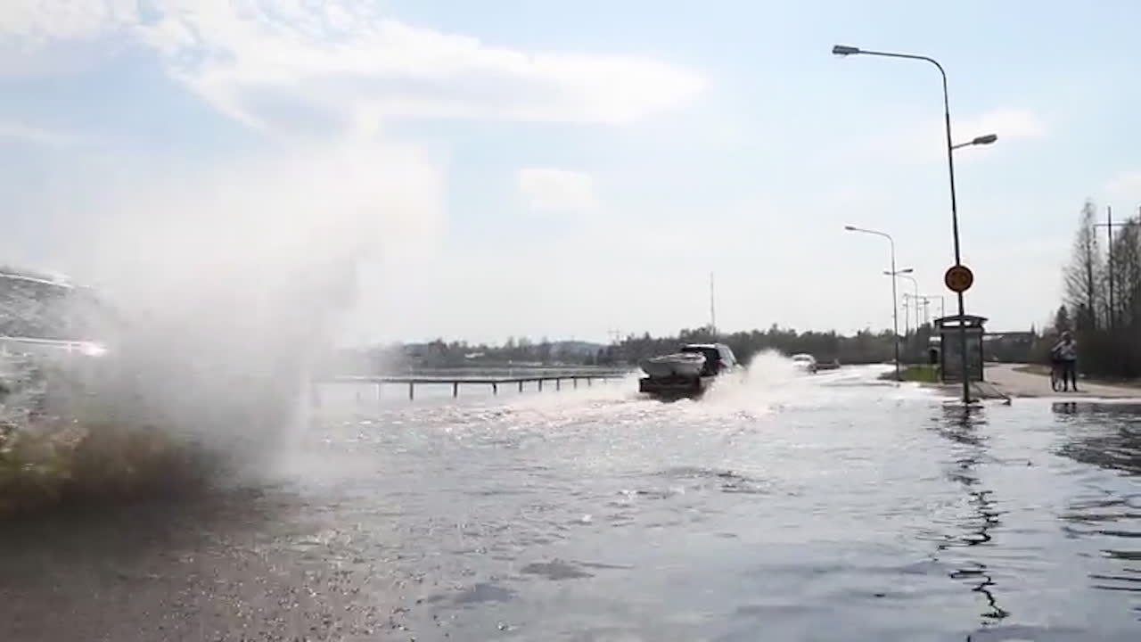 SMHI varnar: Risk för översvämning i Norr- och Västerbotten