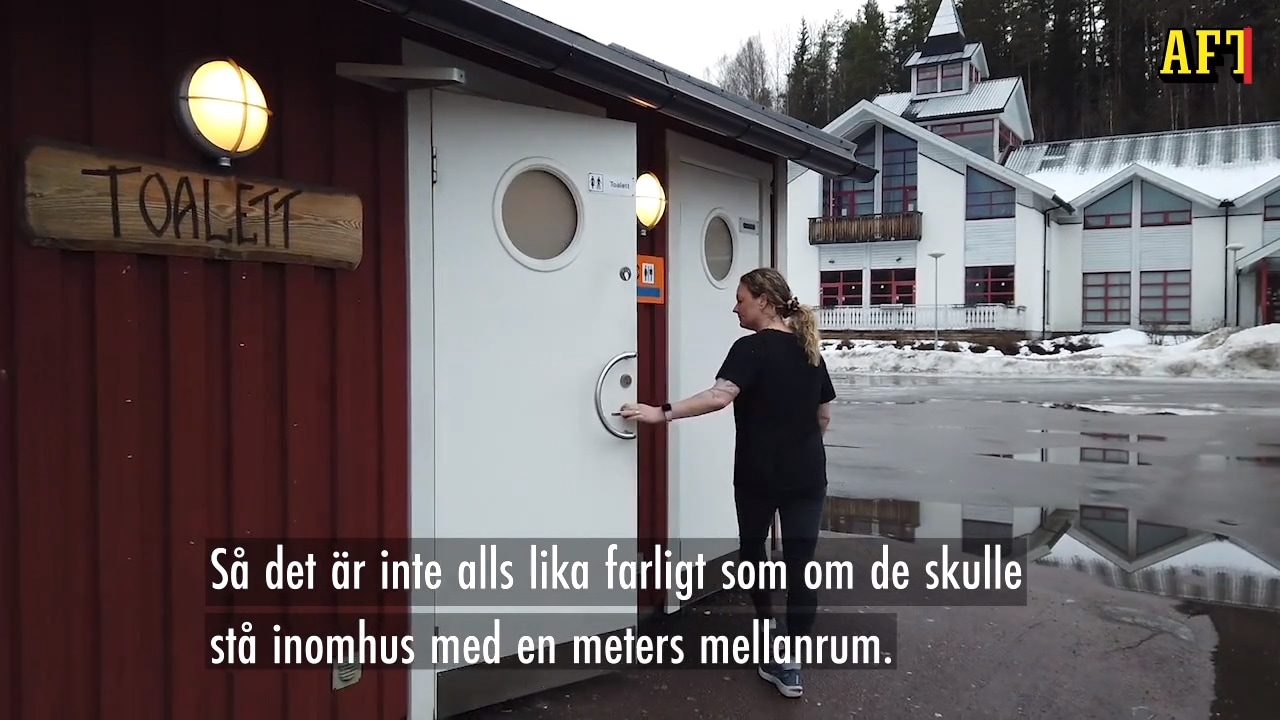 Trångt på värmländska macken: "Ibland får vi låsa ingången"