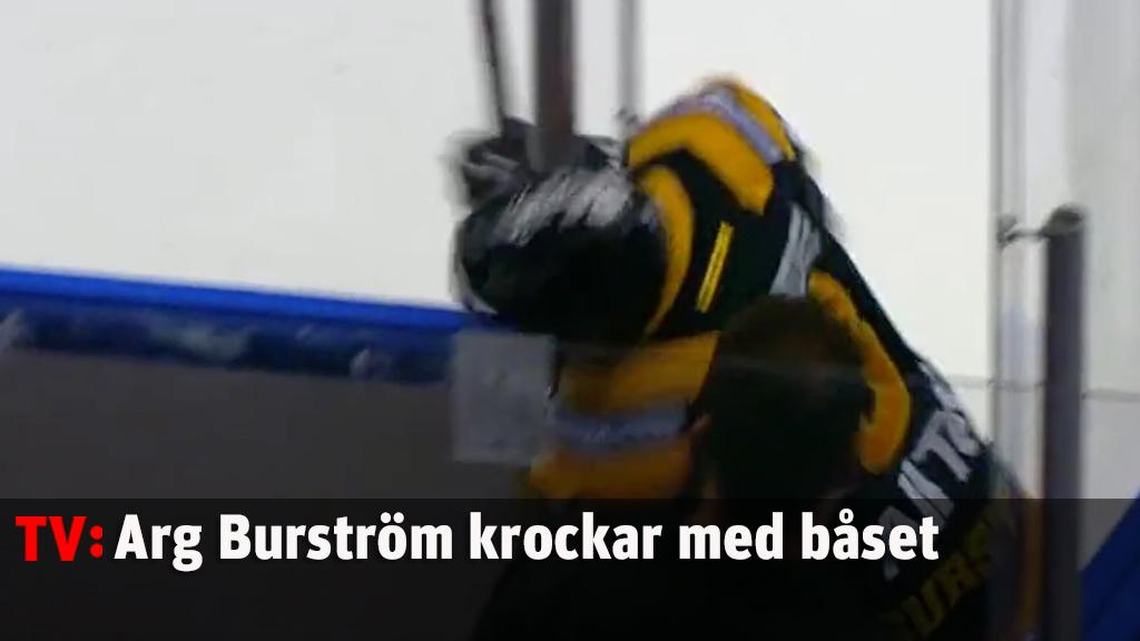 Arg Burström krockar med båset