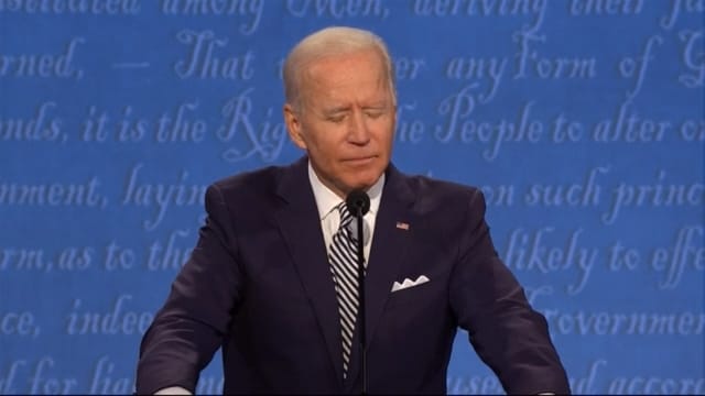 Biden: ”Svårt att få en syl i vädret med denna clown”