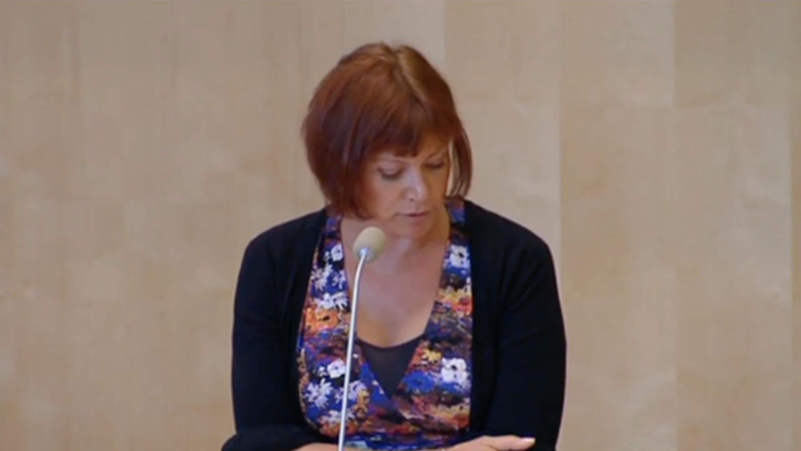 Kan inte jobba - driver salong