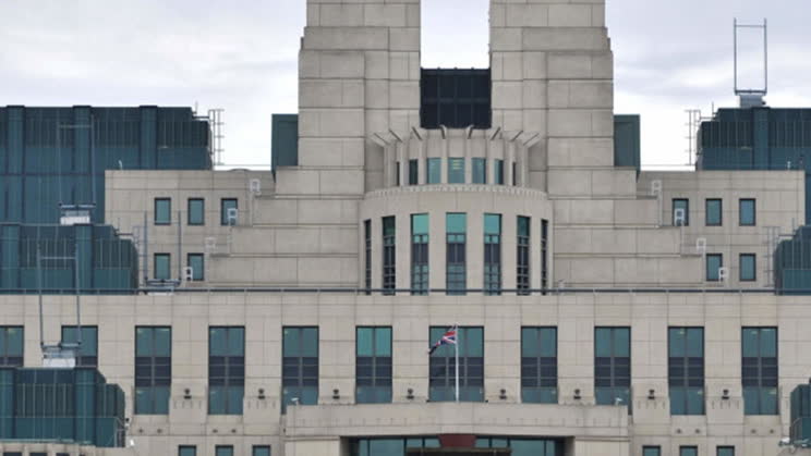 Mannen bakom Trump-rapporten pekas ut