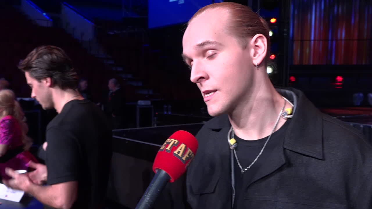 Peyrons duettpartner sjuk: Det är mycket känslor