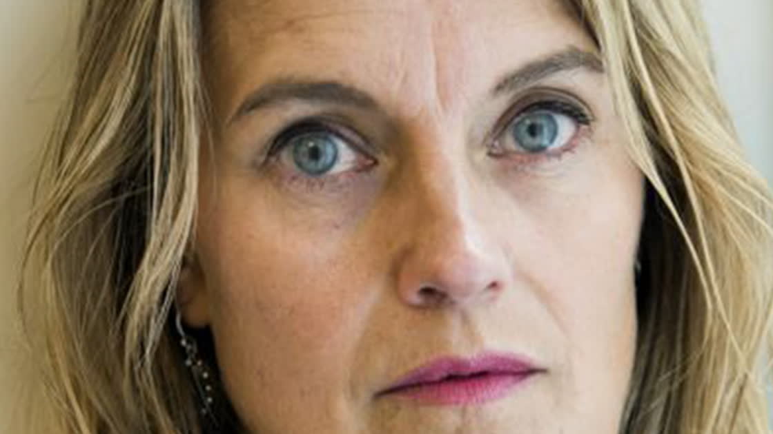 Kvinnor bakom scenen i gemensamt uppror