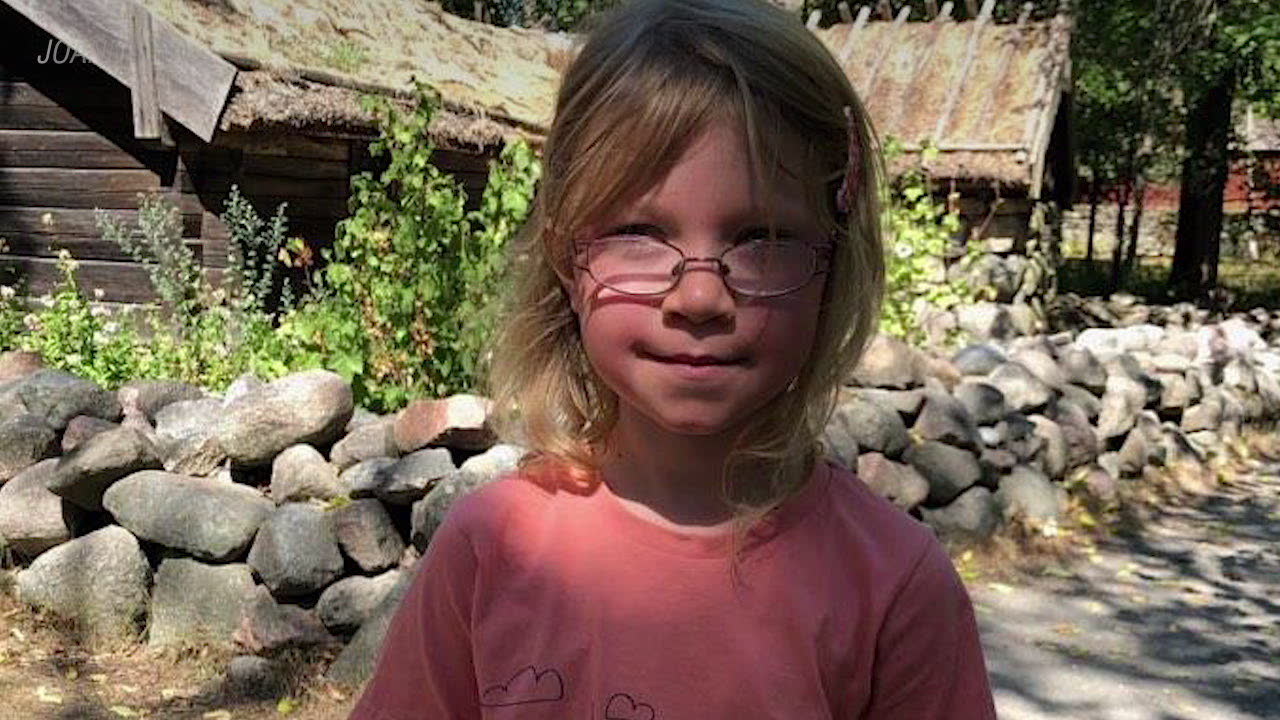 Ester, 6, fick svar på sin flaskpost – från Försvarsmakten