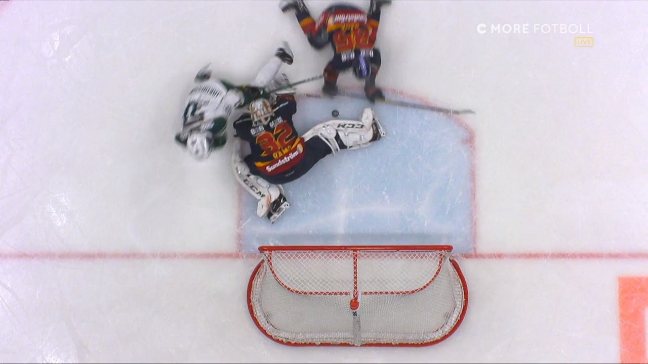 Se bortdömda målet som Färjestad rasar mot