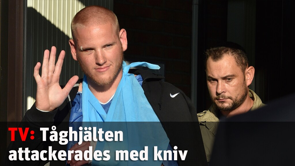 Tåghjälten attackerades med kniv