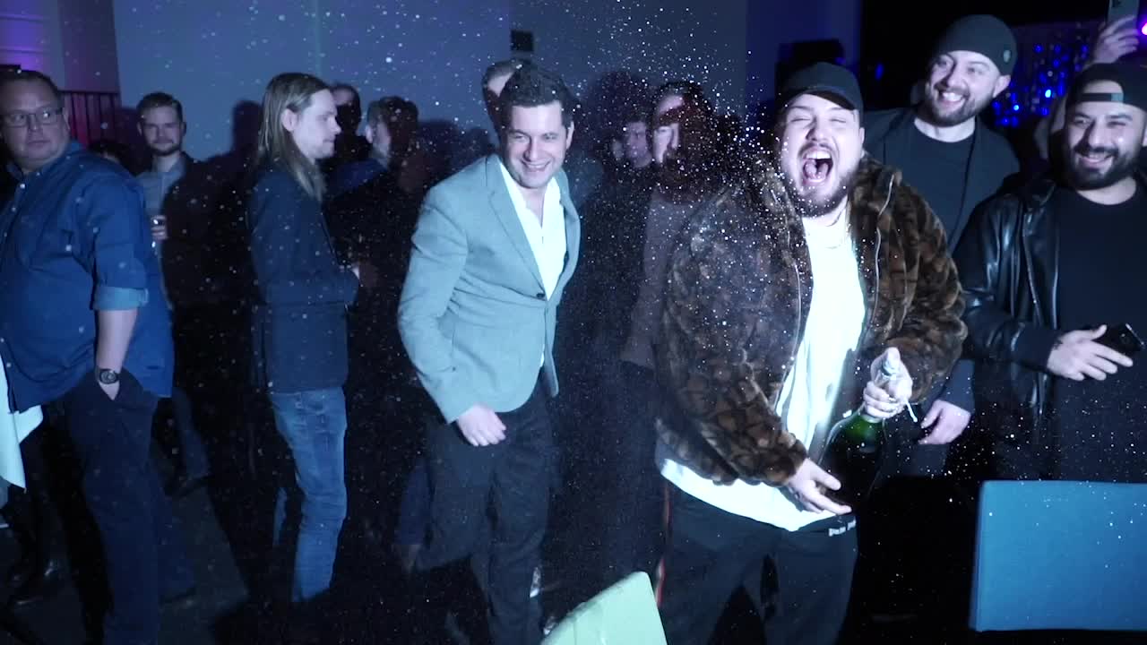 Så firar vinnarna i natt