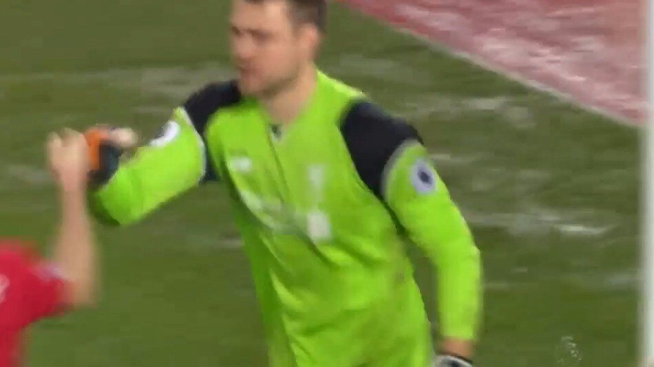 Mignolets straffräddning räddade Liverpool-poäng