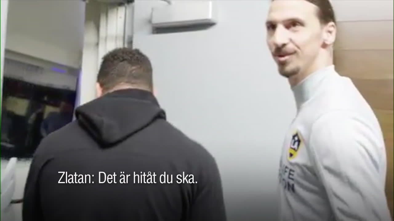 Här överraskar Zlatan sina lagkamrater