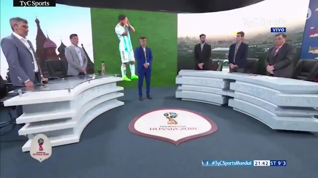 De håller tyst minut för Argentina