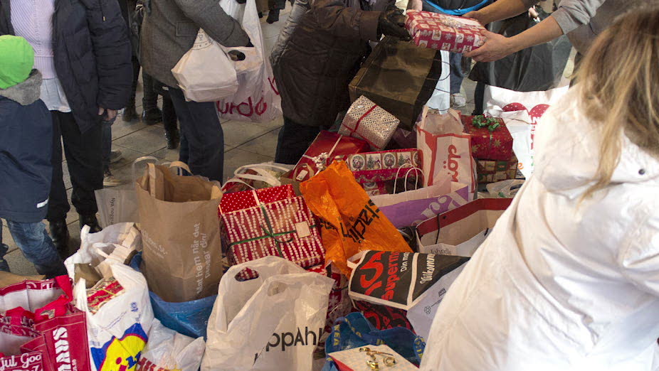 Röda Korsets vädjan: Sluta skänk skräp