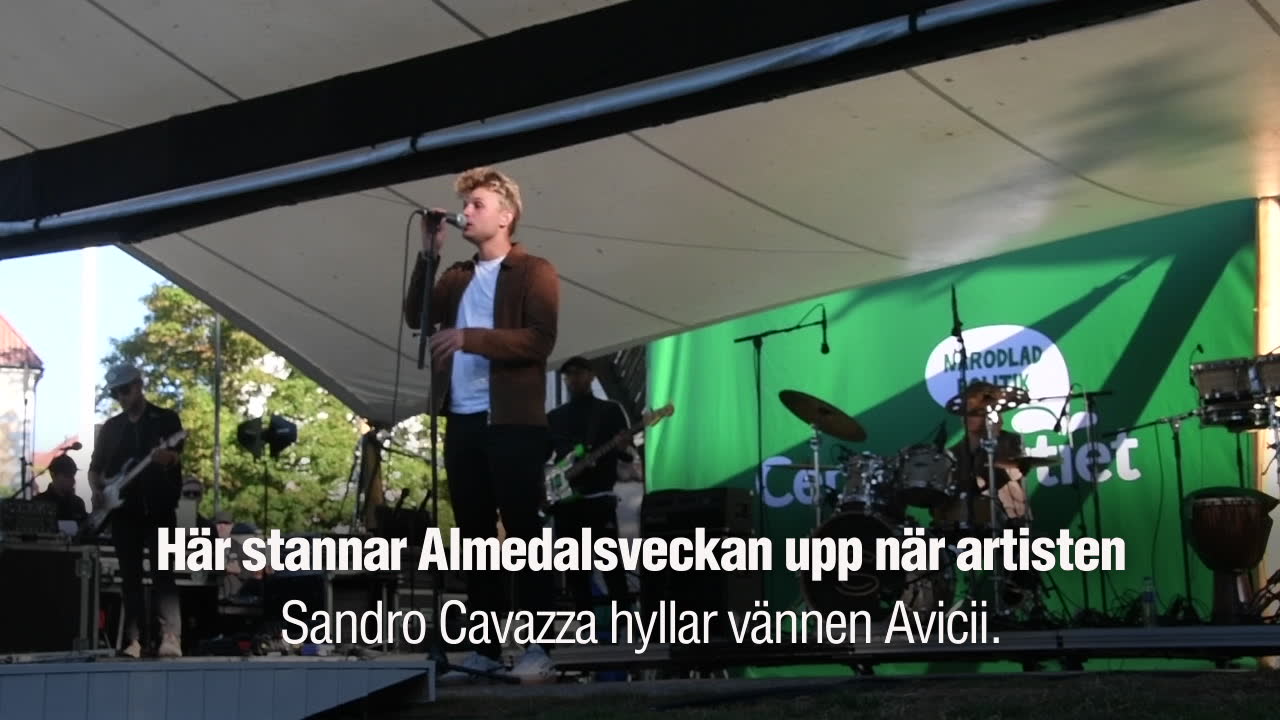 Här stannar Almedalsveckan upp – se hyllningen till Avicii