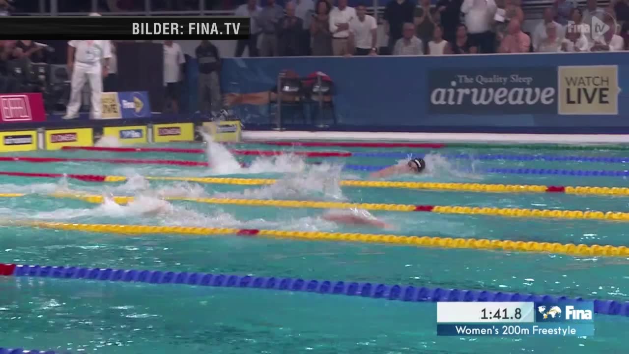 Här slår Sjöström världsrekord på 200 meter fritt