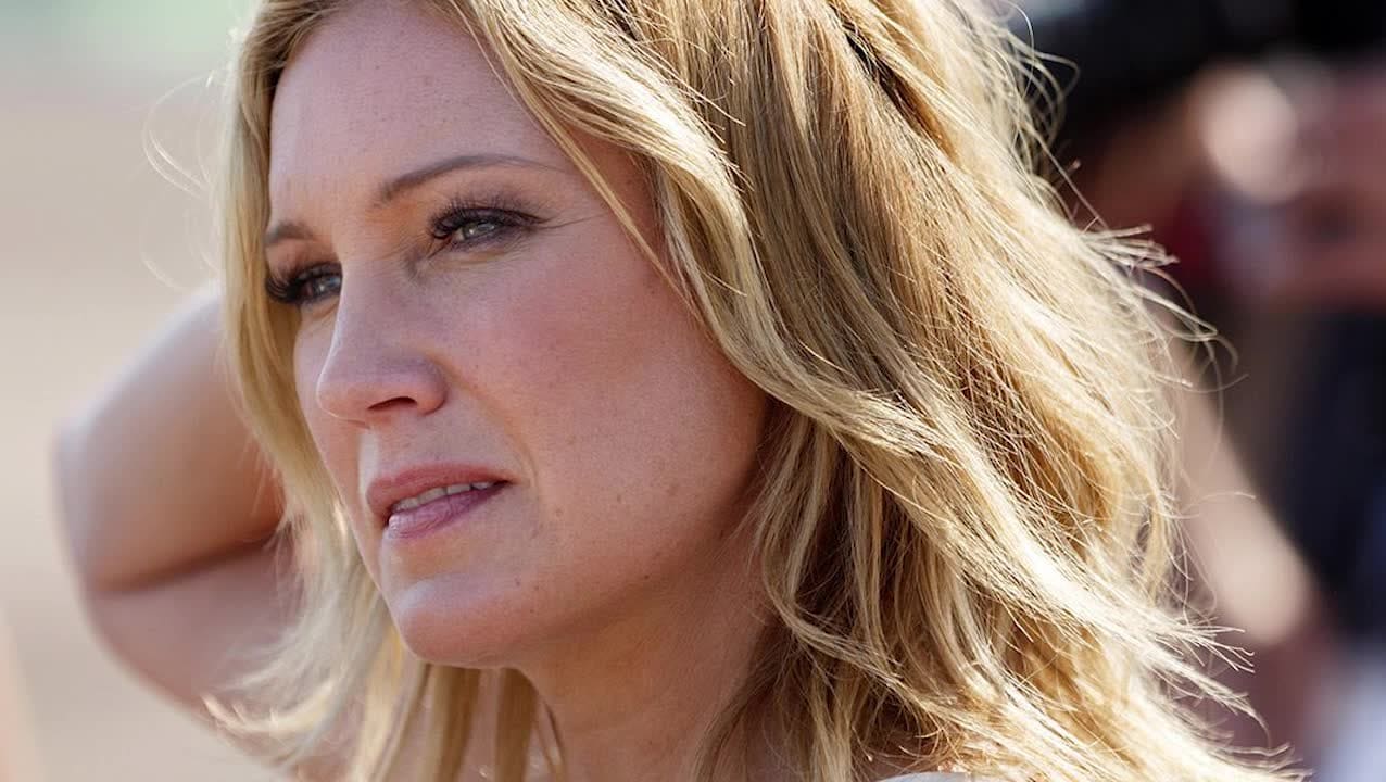 Jessica Almenäs ryter ifrån på Instagram