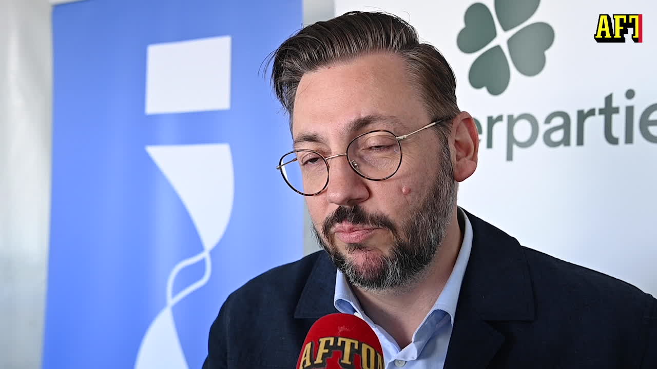 Muharrem Demirok (C) om Centerns ekonomi: ”En tuff situation”