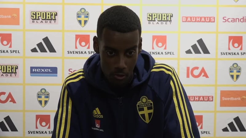 Alexander Isak om AIK: Jobbigt att se - Aftonbladet TV