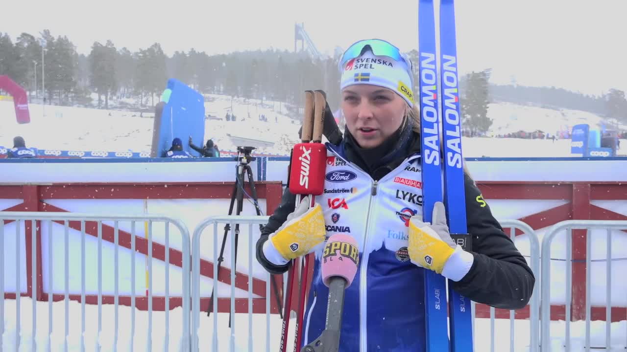 Här öppnar hon upp om tuffa tiden: "Suttit med djupa tankar"