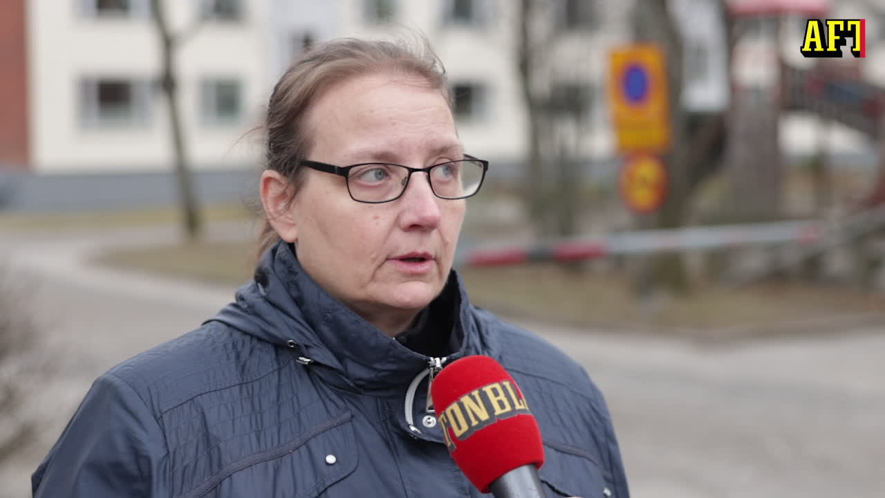 Jeanetté blev vittne till fritagningen: "De hade masker som i Scream"