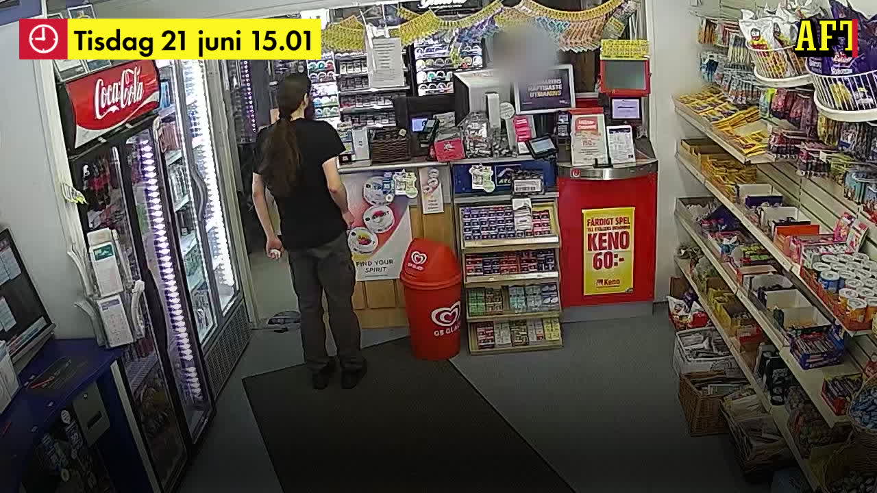 Här hämtar Theodor Engström ut mordvapnet i kiosken