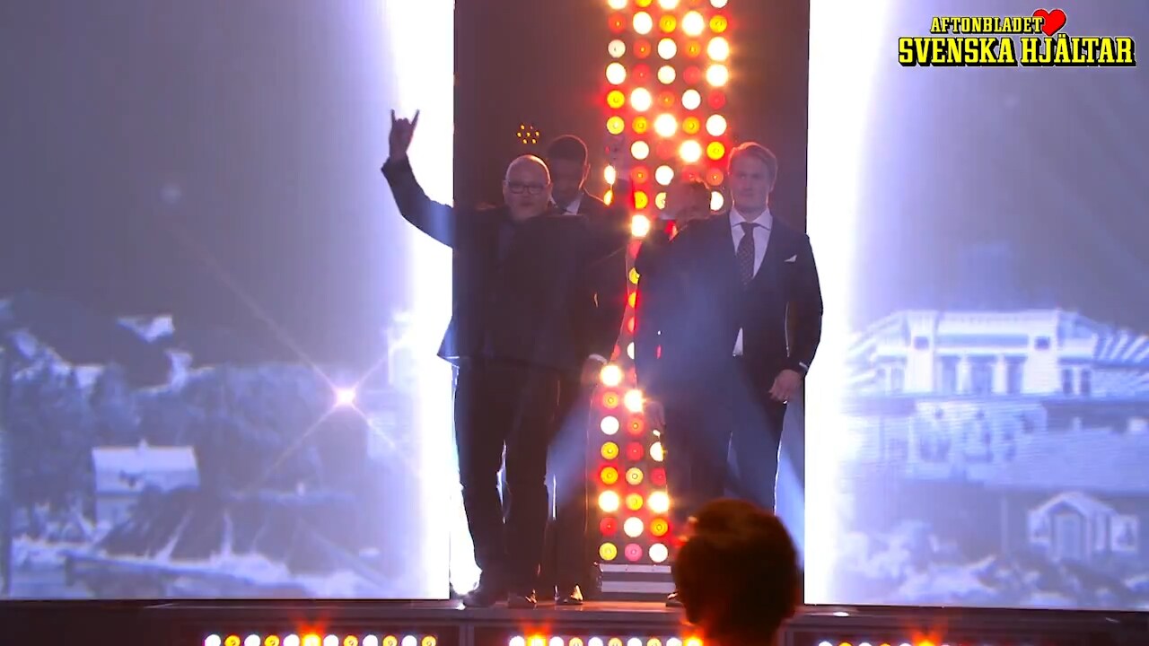 De ger bort datorer till barn gratis: "Bästa känslan man kan ha faktiskt"