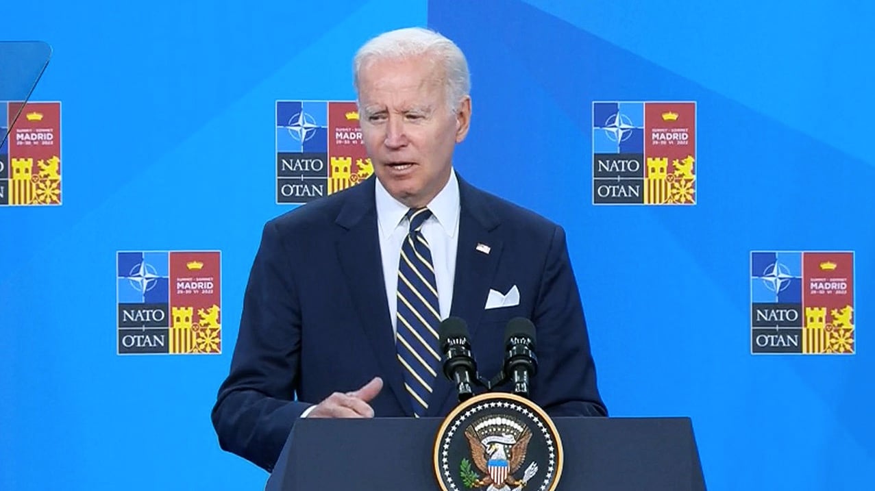Bidens landförvirring i Nato-talet: ”Schweiz, eller jag menar Sverige”