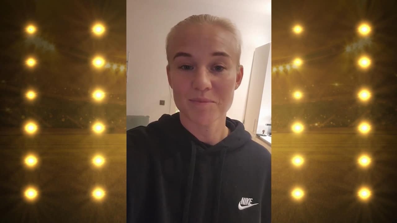 Se hyllningarna till Nilla Fischer