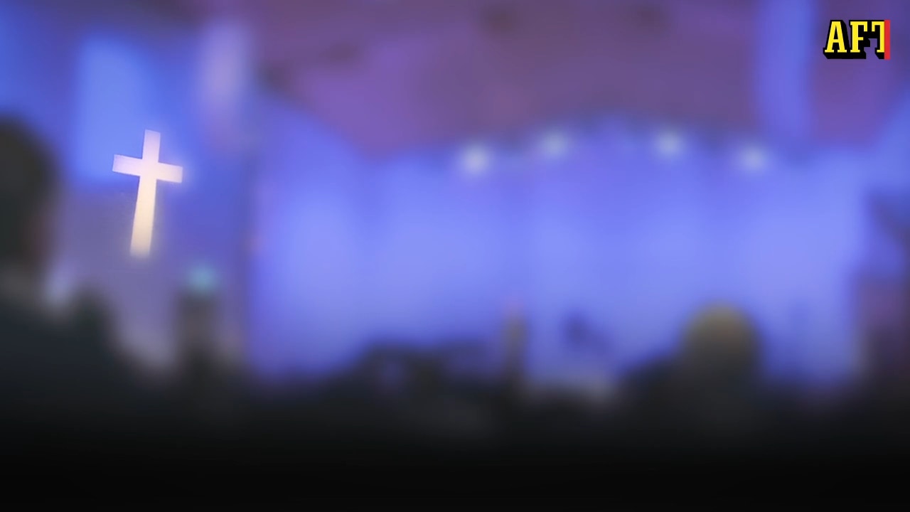 Pingstpastorn filmas – försöker omvända homosexuell